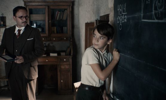 The Teacher Who Promised the Sea